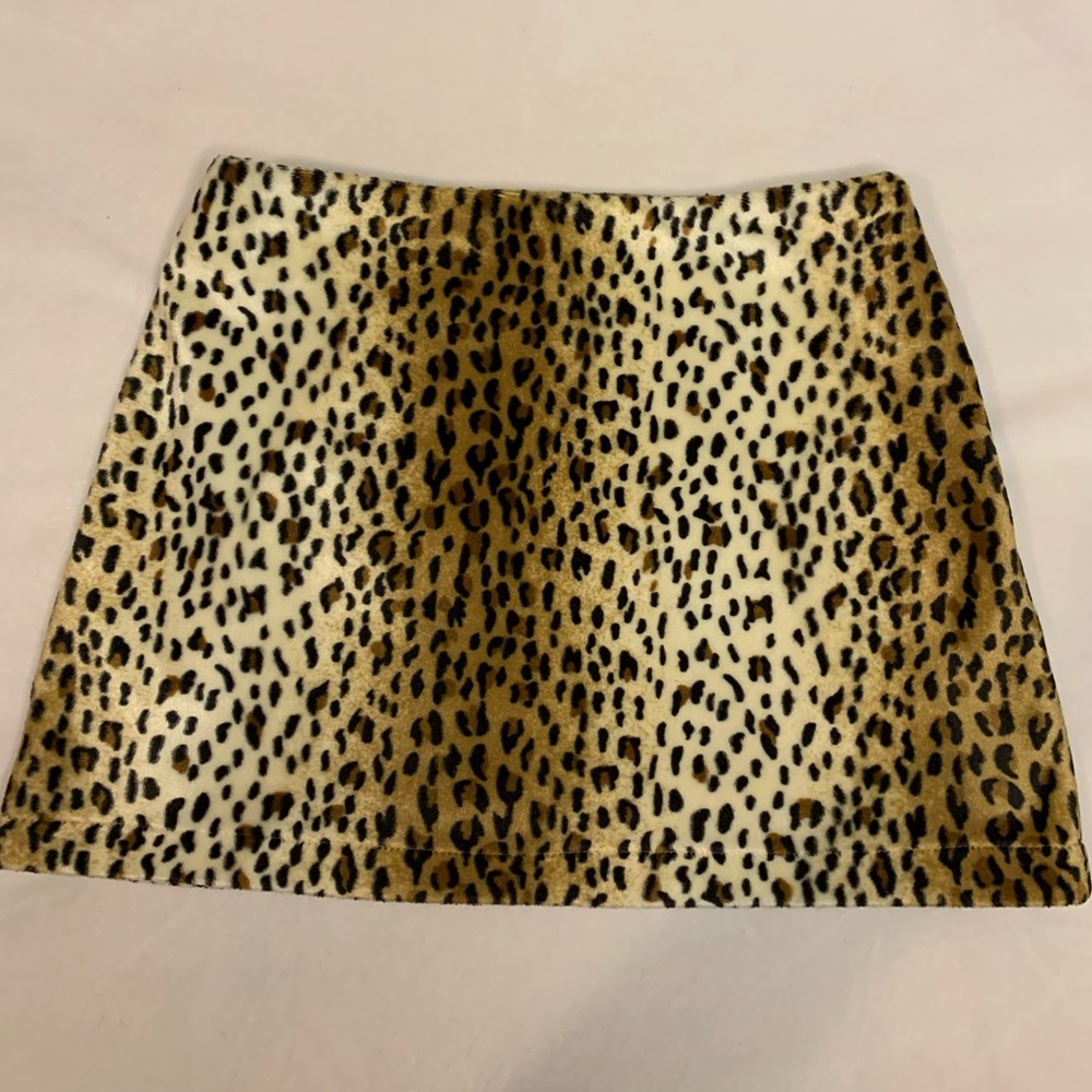 Mini Leopard Print Skirt 🐆🖤 (Vintage/Retro)